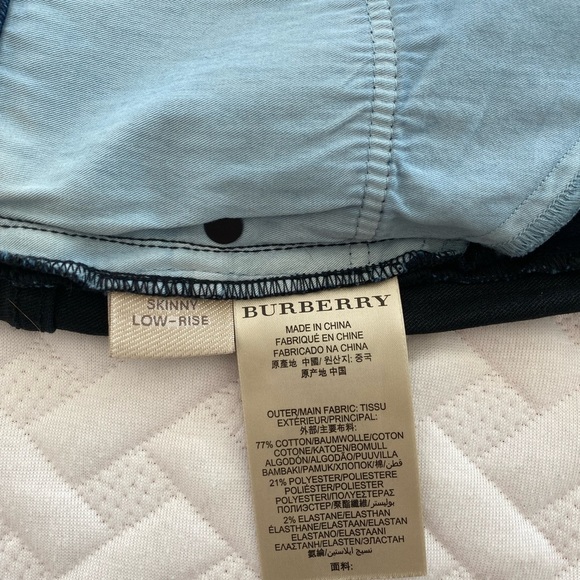 🆕 BURBERRY SKINNY LOW RISE JEANS - Picture 6 of 7